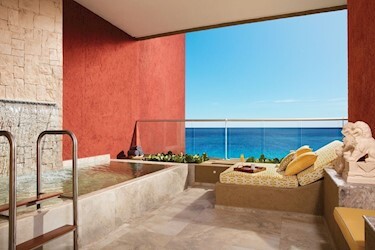 Impression Ocean Front One Bedroom Suite with Plunge Pool