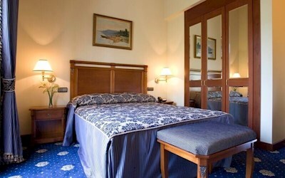 Classic Single Room