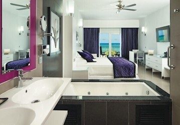 Junior Suite Ocean Front