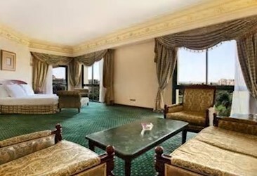 Executive Presidential suite