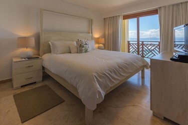 Deluxe Two Bedroom Suite Ocean View