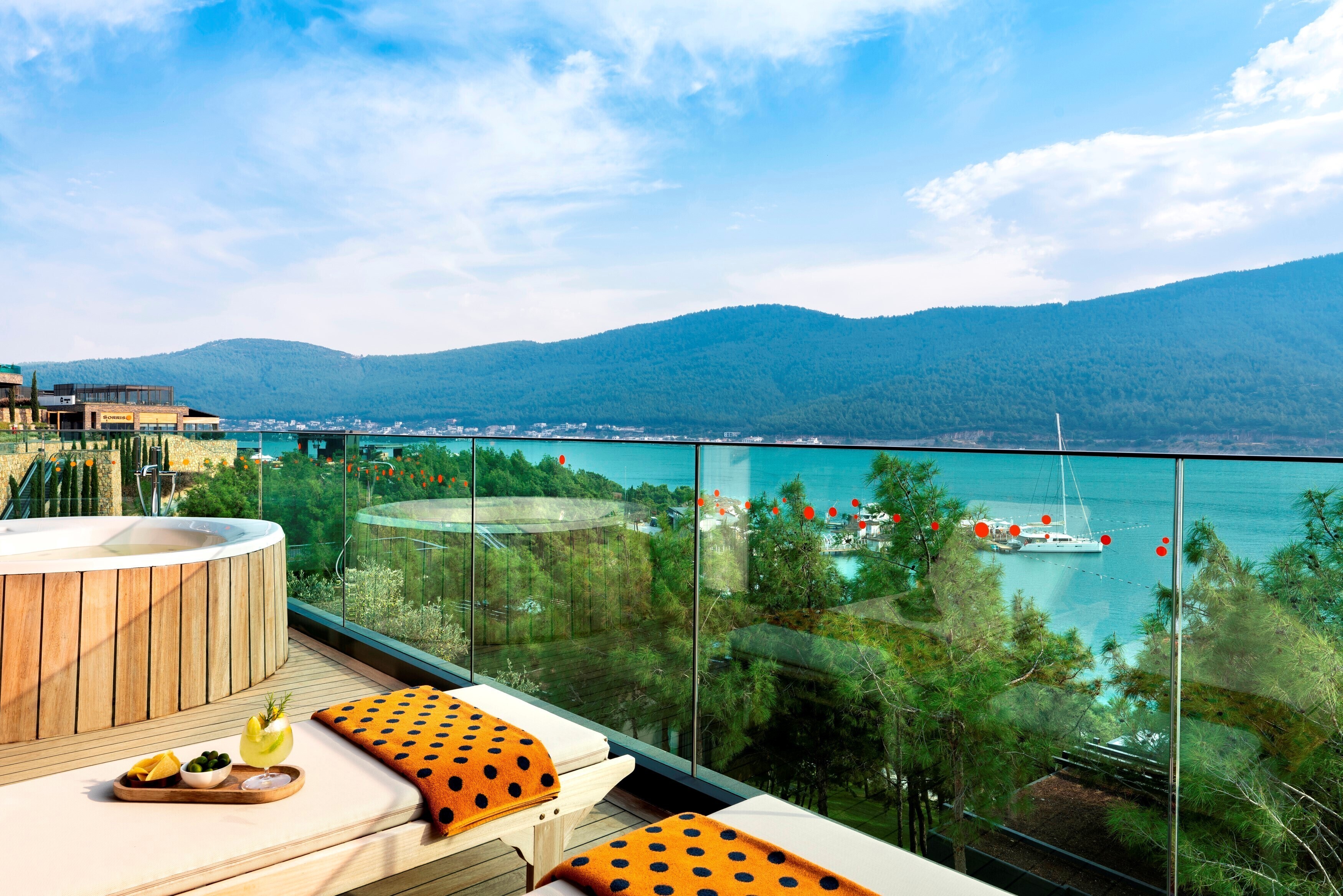 Lujo Bodrum Hotel пляж