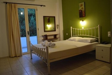 Apartment 1 Bedroom PV (Pool View)