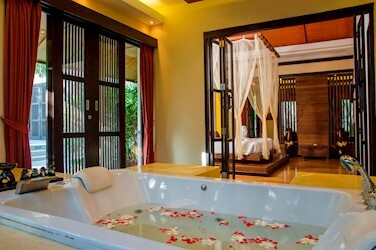 Honeymoon Pool Villa