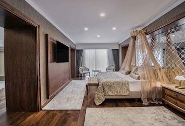 King Suite