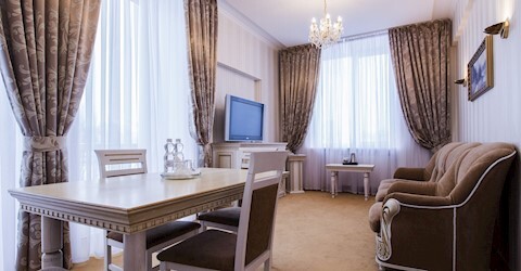 Luxe Room