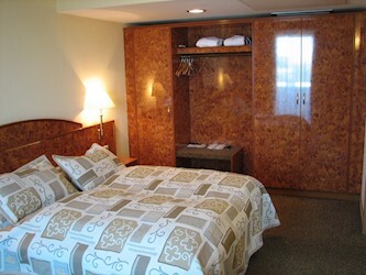 Lux Room