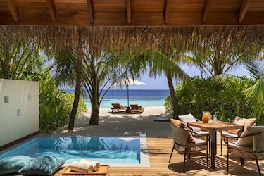 Deluxe Beach Bungalow with Pool