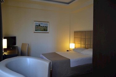 Deluxe Single Room