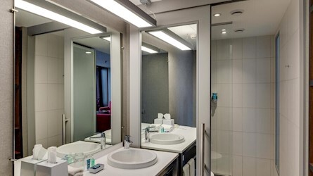 Aloft Suite
