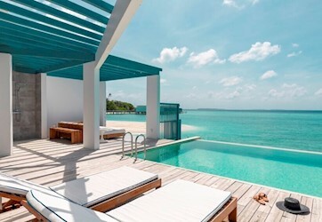 Lagoon Water Pool Villa