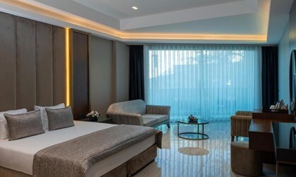 Family Suite Land View