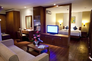 Deluxe Suite