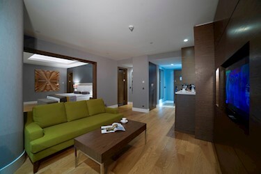 Suite Room