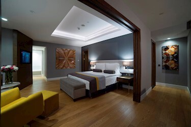 Suite Room