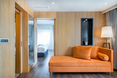 Suite Room