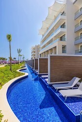Star Class Junior Suite Swim Up