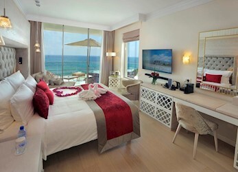 Honeymoon Suite Sea View