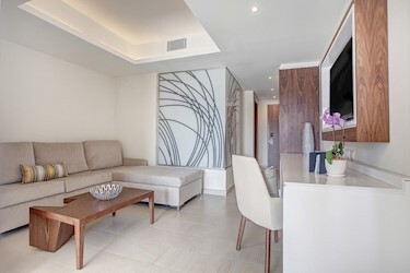 Luxury Family Suite Ocean View