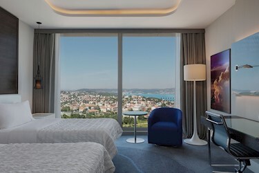 Deluxe Room With Bosphorus View