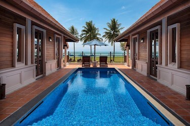 Two-bedroom Pool Beachfront