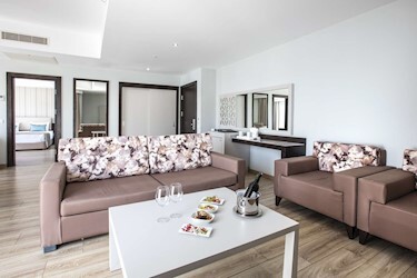 Main Building Deluxe Suite