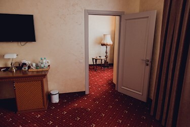 Suite Room
