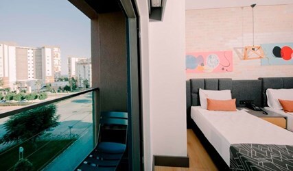 Deluxe Comfort Room