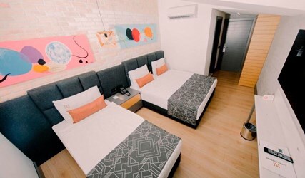 Deluxe Comfort Room