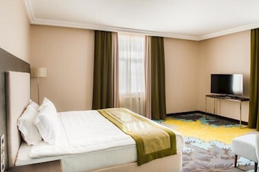 Luxe Room