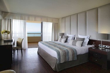 Royal Suite Sea View or Marina View