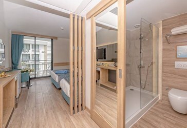 Standard Deluxe Room