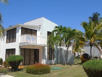 Bungalow Garden View