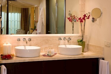 Junior Suite with Jacuzzi