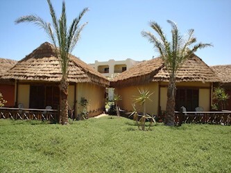 Bungalow Pool /Garden