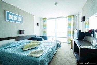 Standard Front Sea View