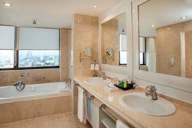 Junior Suite The Level
