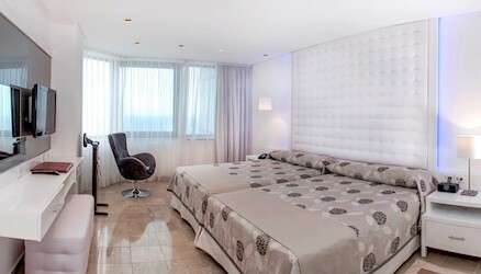 Grand Suite The Level Room