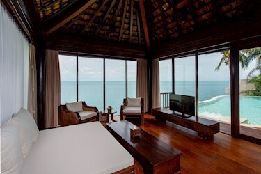 Ocean Front Pool Villa Suite