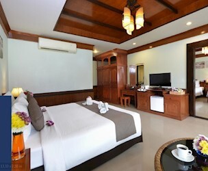 Grand Superior Room