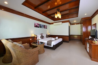 Grand Superior Room