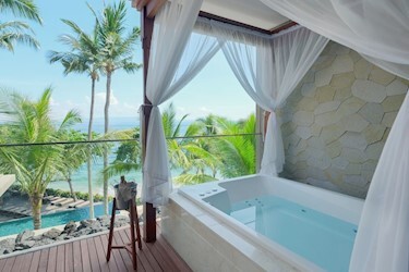 Luxury Ocean View Suite