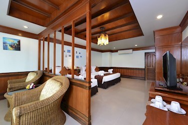 Triple Room