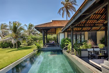 One Bedroom Pool Villa Beach Front