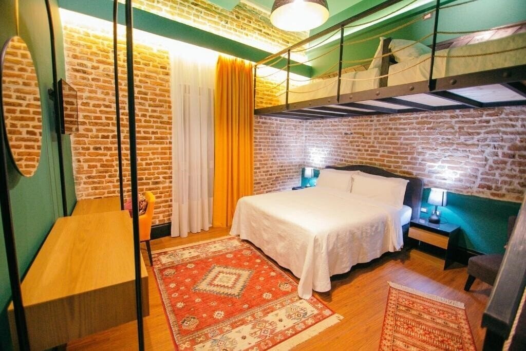 Imaginea Cathedral Boutique Hotel 4*