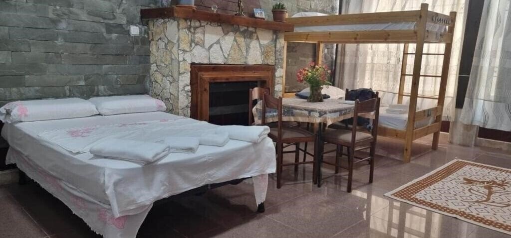 Фото Univers Hotel 4*