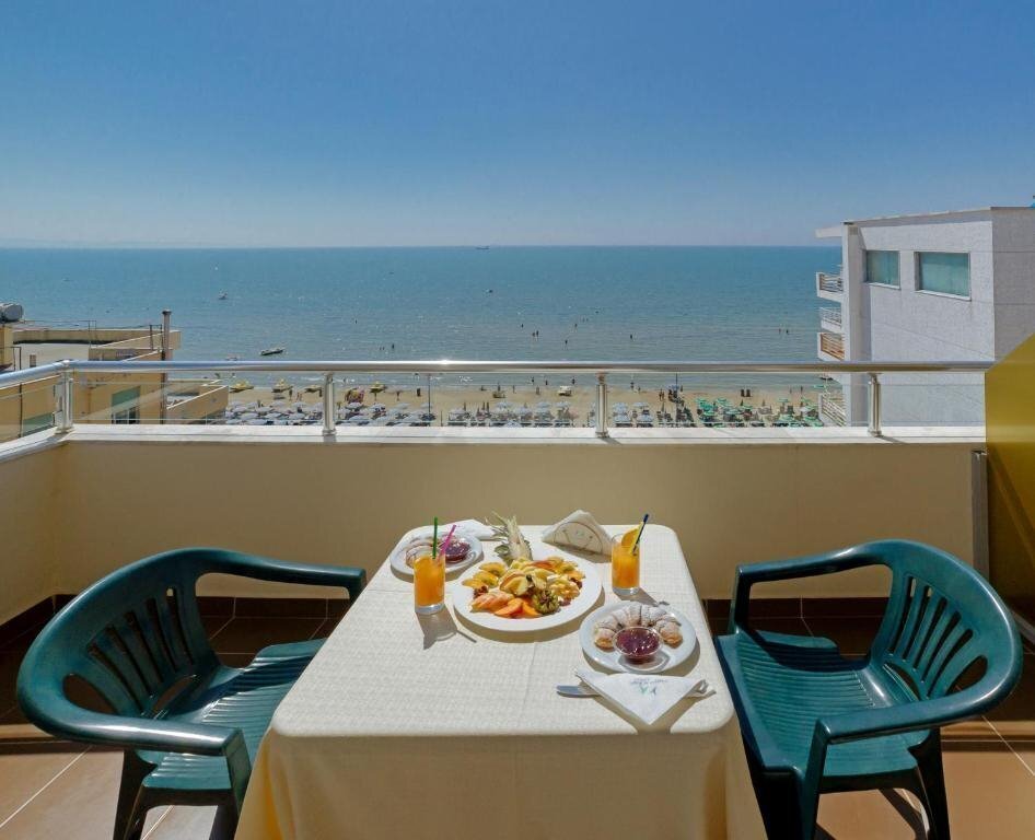 Отель Sun Hotel 3*