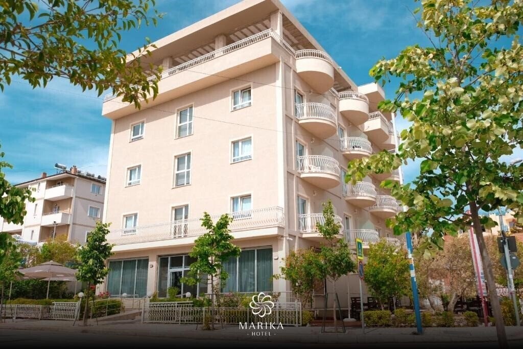 Fotografii Marika 3*