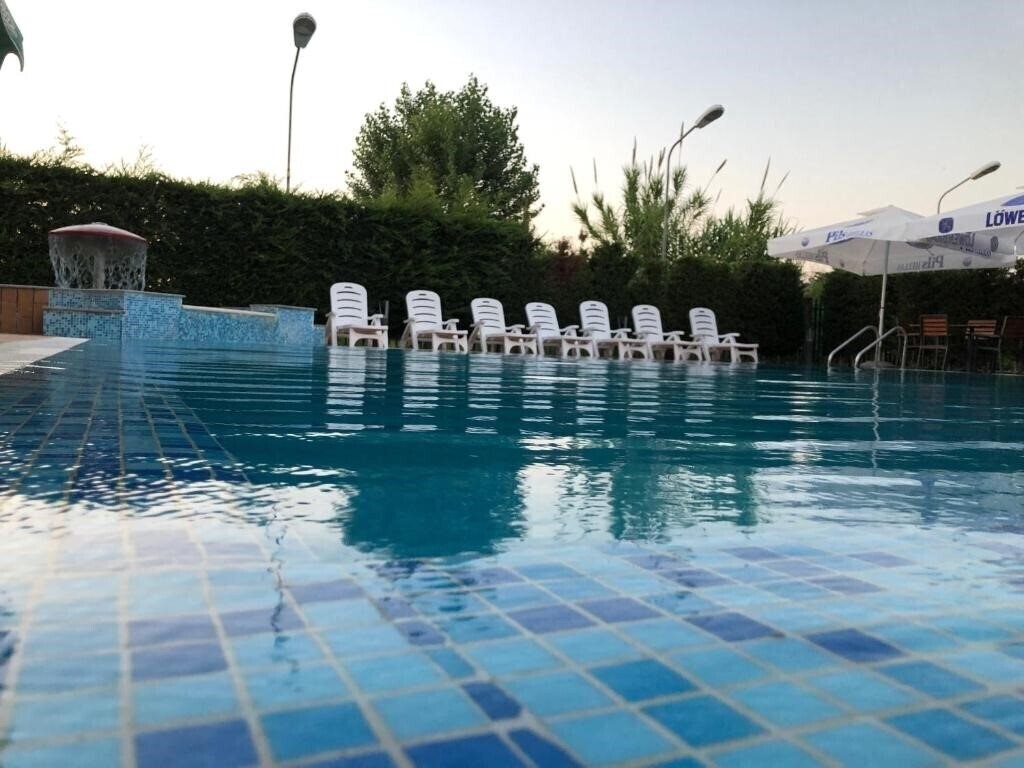 Imaginea Hotel Blue Sky Golem 3*