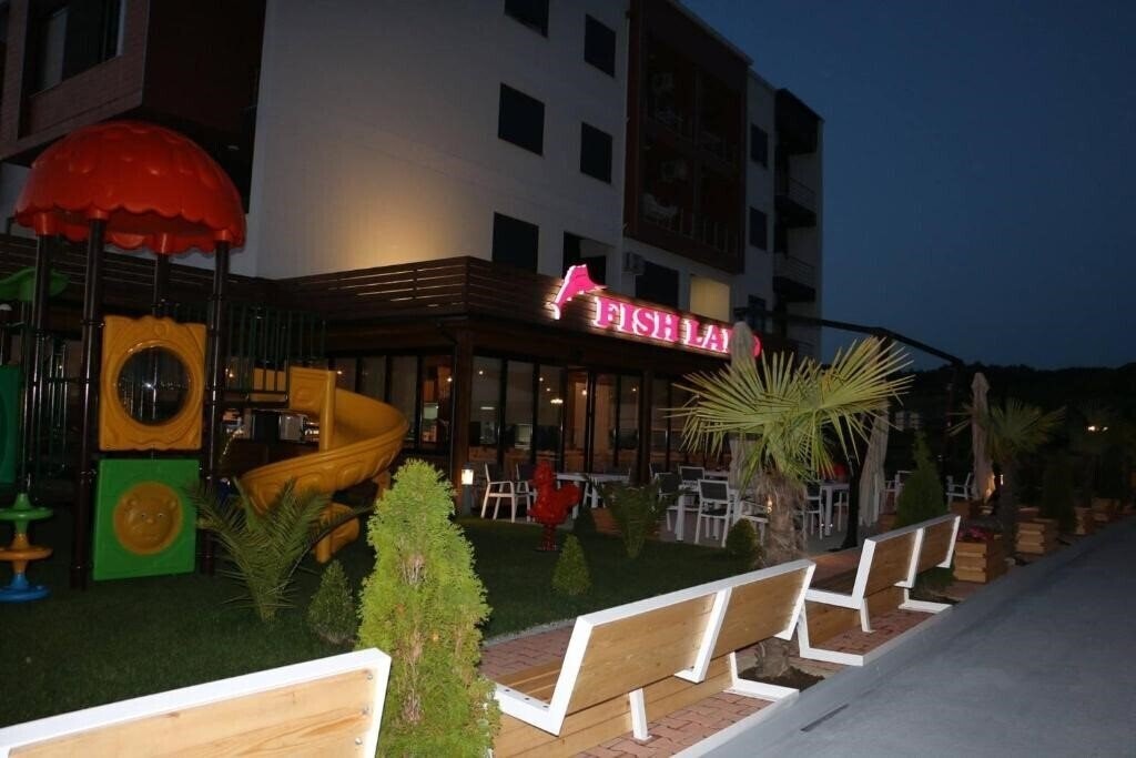 Imaginea Fish Land Hotel 3*